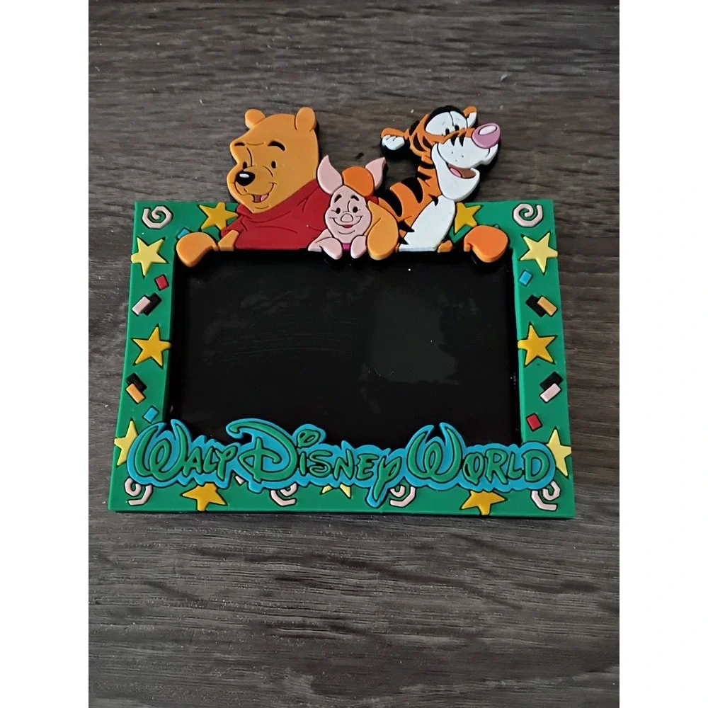 Winnie The Pooh Vinyl Magnetic Frame for 2x3 Pictures Walt Disney World Vintage